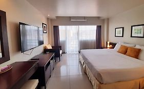 โรงแรม แกรนด์